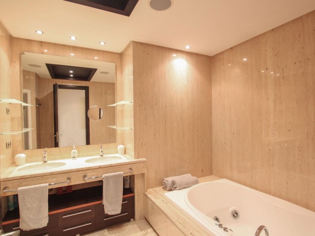 2 Slaapkamer Appartement in Puerto Banús