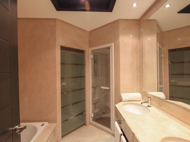 2 Slaapkamer Appartement in Puerto Banús