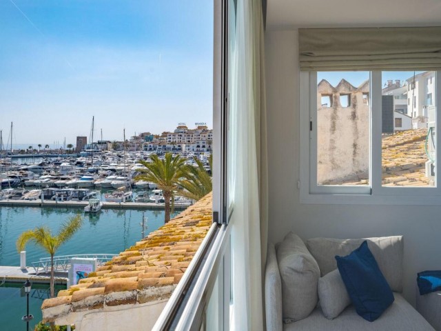 Penthouse in Puerto Banús