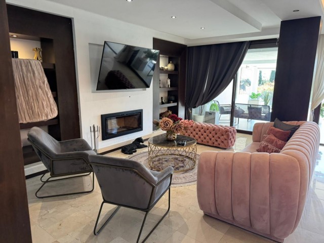 4 Soveroms Villa i Marbella