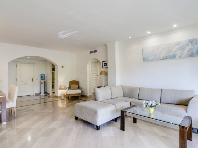 Apartment, Bahía de Marbella, R5003320