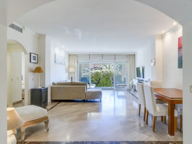 Apartment, Bahía de Marbella, R5003320