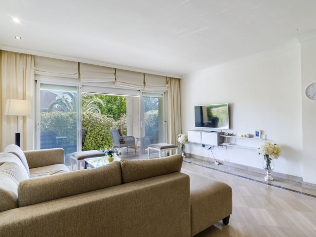 3 Schlafzimmer Apartment in Bahía de Marbella