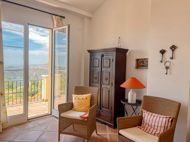 2 Schlafzimmer Villa in Istán