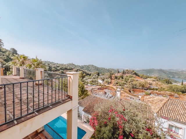 2 Schlafzimmer Villa in Istán