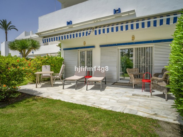 2 Makuuhuoneen Huoneisto Nueva Andalucía