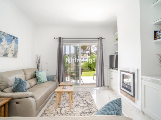 2 Makuuhuoneen Huoneisto Nueva Andalucía