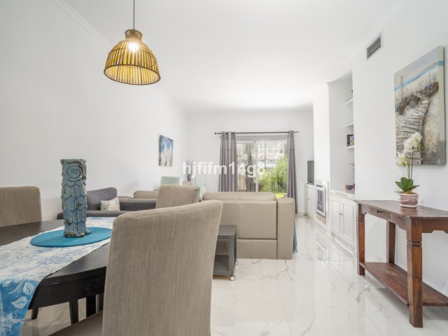 2 Makuuhuoneen Huoneisto Nueva Andalucía