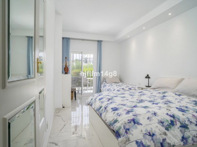 2 Makuuhuoneen Huoneisto Nueva Andalucía