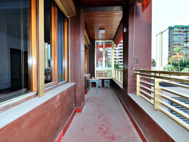 Apartamento con 3 Dormitorios  en Málaga