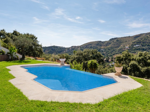 4 Schlafzimmer Villa in Casares