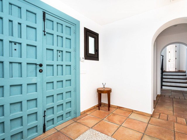 6 Slaapkamer Villa in Guadalmina Baja