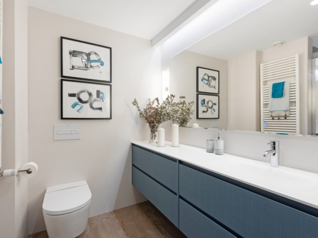 Apartamento con 3 Dormitorios  en Málaga