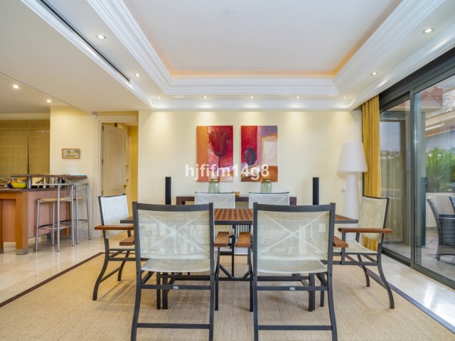 2 Soveroms Leilighet i Nueva Andalucía