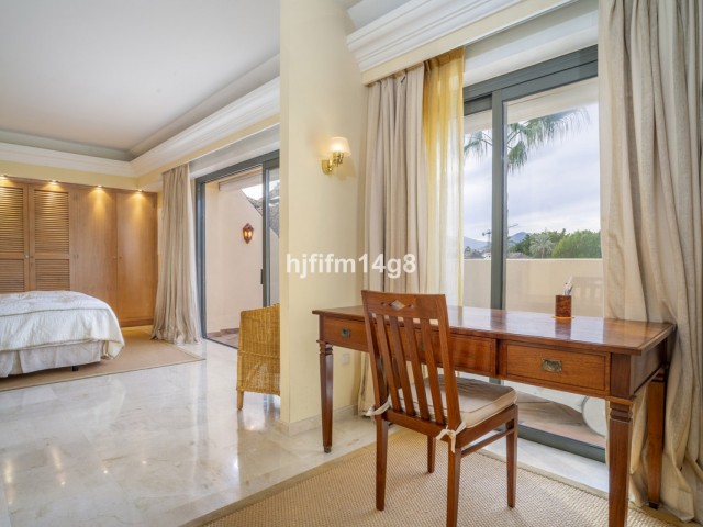 2 Soveroms Leilighet i Nueva Andalucía