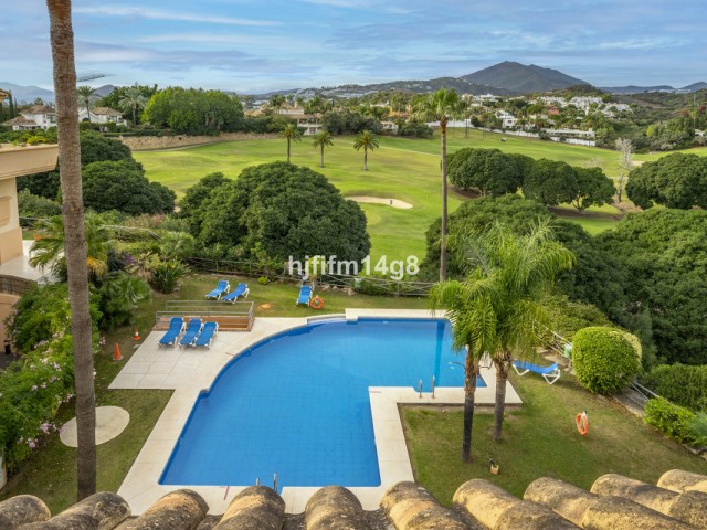 2 Soveroms Leilighet i Nueva Andalucía