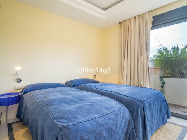 2 Soveroms Leilighet i Nueva Andalucía