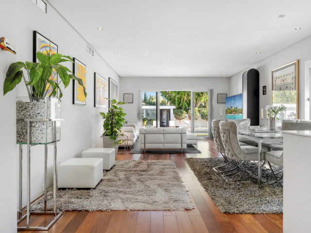 4 Schlafzimmer Villa in Nueva Andalucía