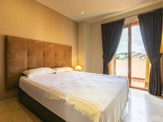 Penthouse in Nueva Andalucía