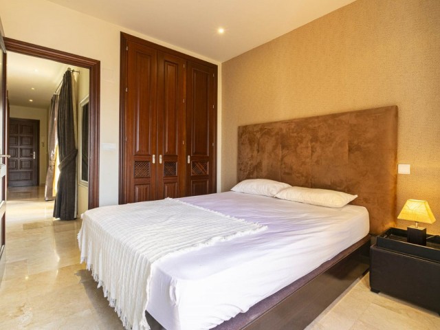 Penthouse in Nueva Andalucía