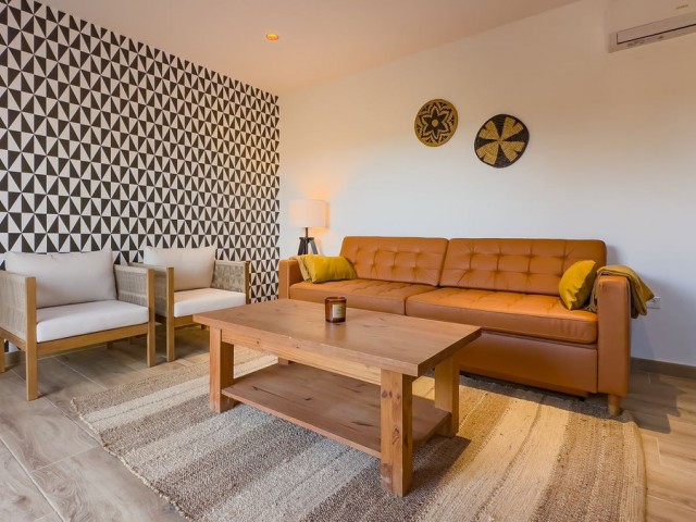 Villa con 6 Dormitorios  en Montes de Málaga