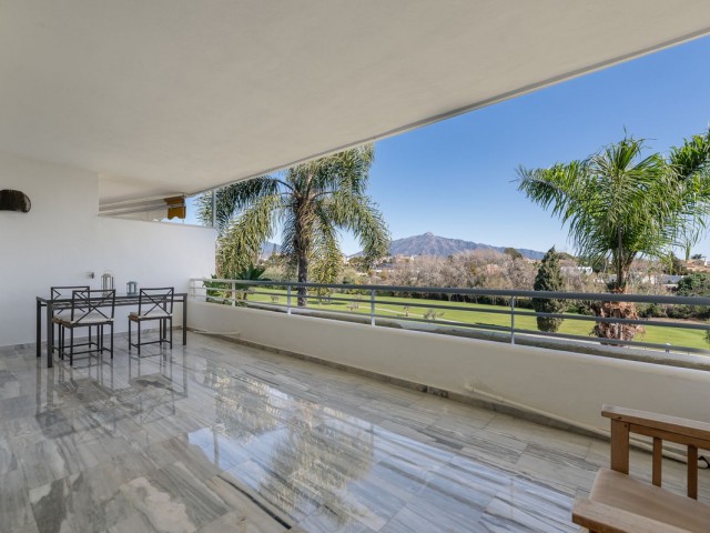 Apartment, Guadalmina Baja, R5222326