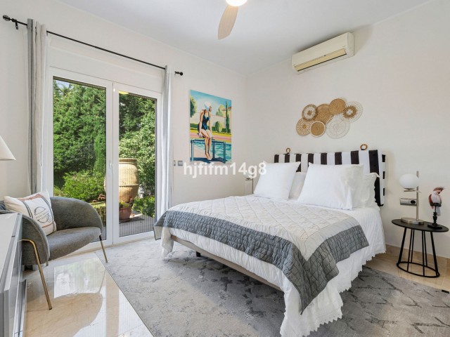 5 Schlafzimmer Villa in Nueva Andalucía