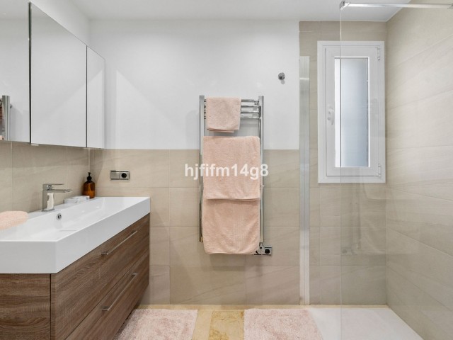 5 Schlafzimmer Villa in Nueva Andalucía