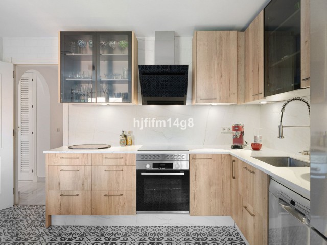 2 Bedrooms Apartment in San Pedro de Alcántara