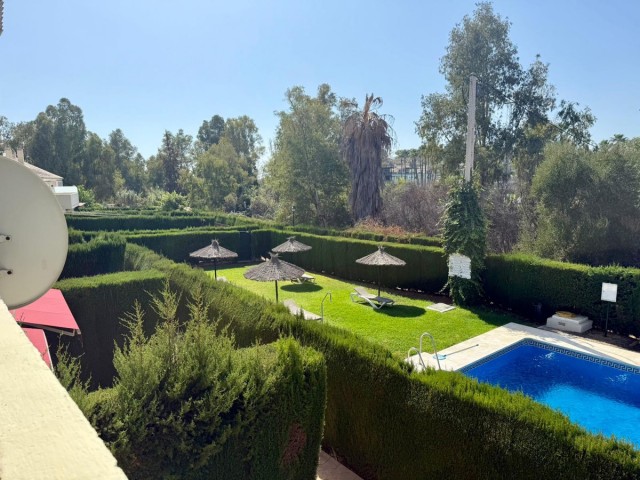 3 Schlafzimmer Reihenhaus in Nueva Andalucía