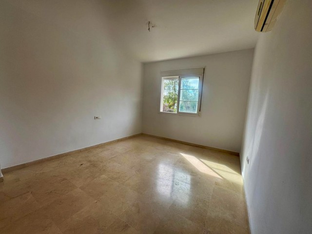 3 Schlafzimmer Reihenhaus in Nueva Andalucía