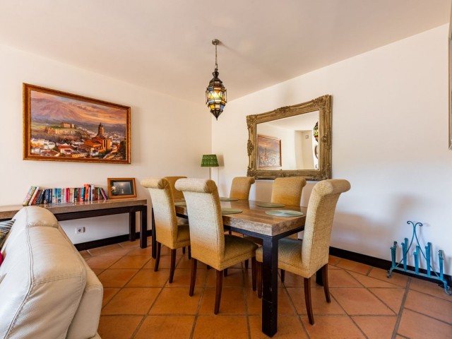 3 Slaapkamer Rijtjeshuis in Benahavís