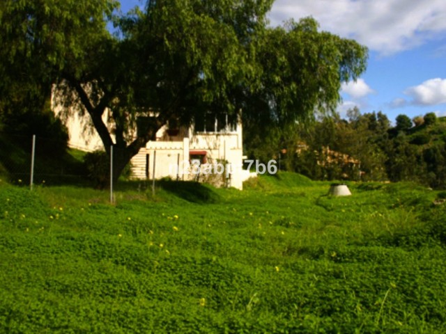 Villa con 2 Dormitorios  en Los Almendros