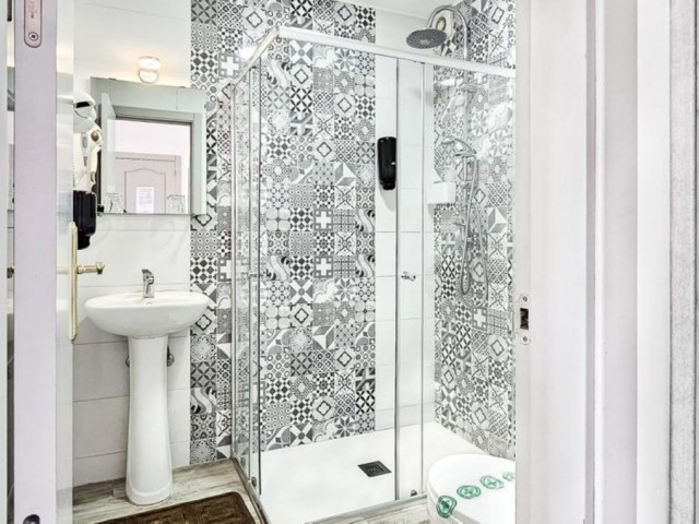 Commercial, Fuengirola