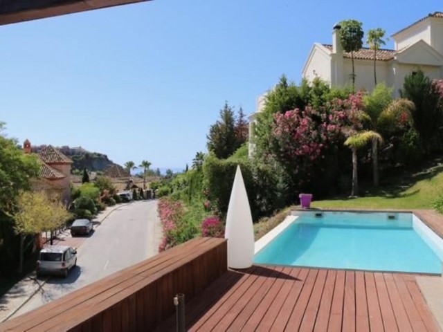 5 Bedrooms Villa in Los Arqueros