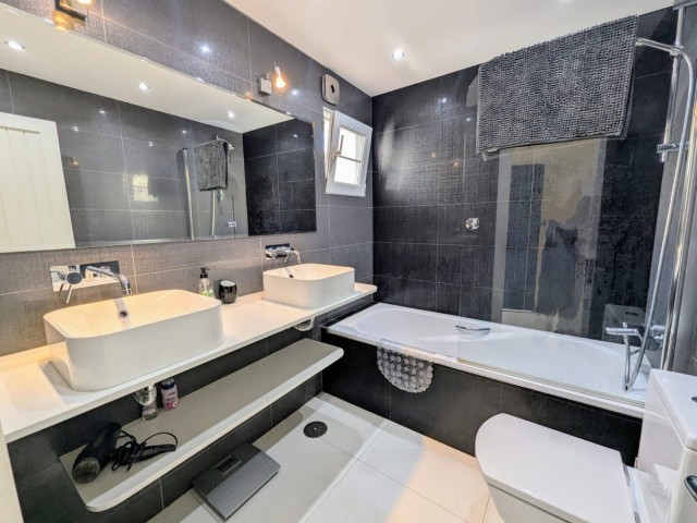 2 Schlafzimmer Apartment in Puerto de Cabopino