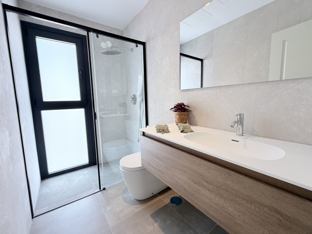 Villa con 3 Dormitorios  en Málaga