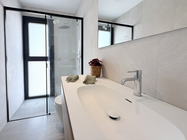 Villa con 3 Dormitorios  en Málaga