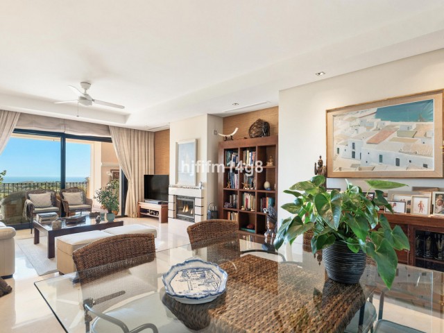 2 Makuuhuoneen Huoneisto Benahavís