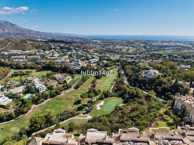 2 Makuuhuoneen Huoneisto Benahavís