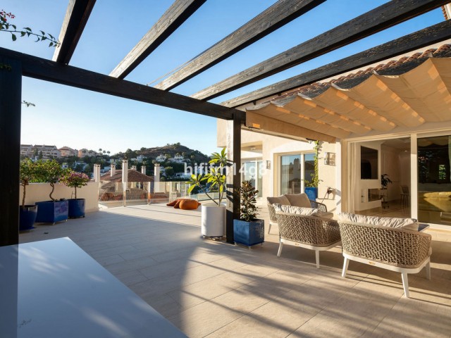 Penthouse in Nueva Andalucía