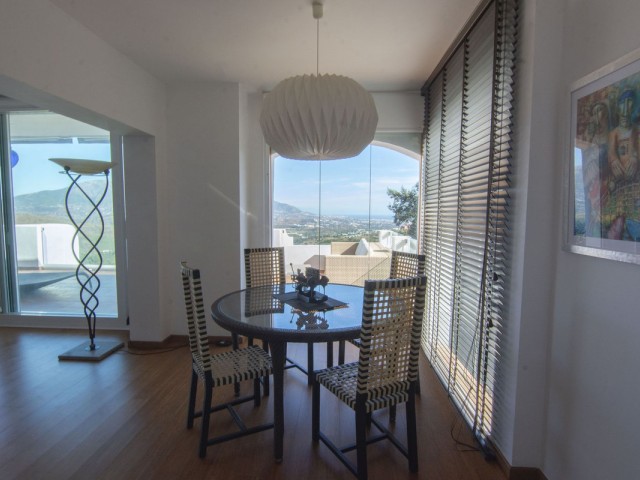 Appartement avec 2 Chambres  à La Mairena