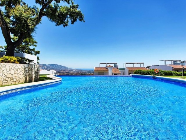 Apartamento con 2 Dormitorios  en La Mairena