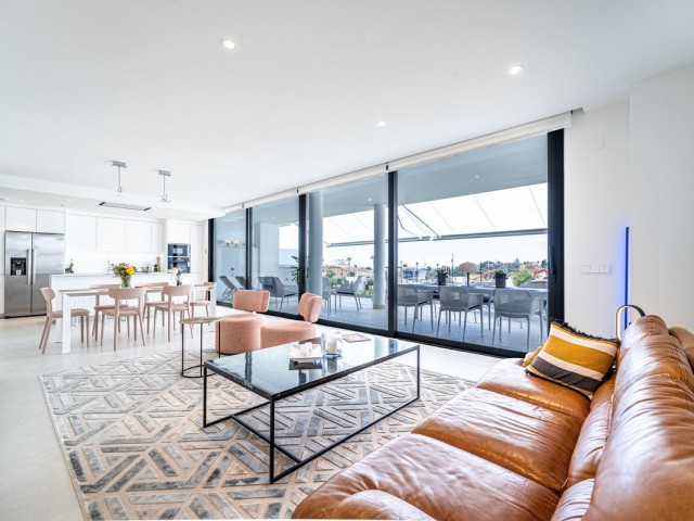 3 Bedrooms Apartment in Fuengirola