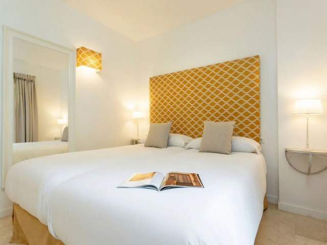 Maison mitoyenne avec 2 Chambres  à Estepona