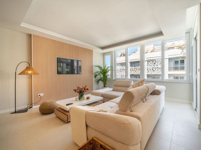 4 Schlafzimmer Apartment in Nueva Andalucía