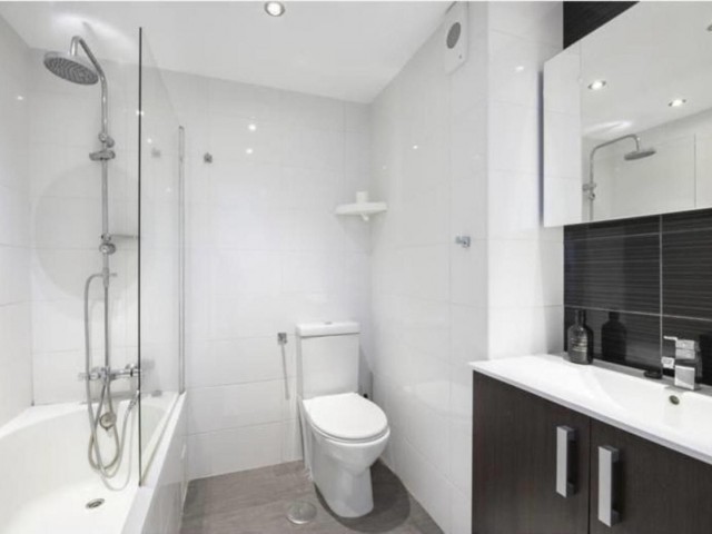 2 Schlafzimmer Apartment in Nueva Andalucía