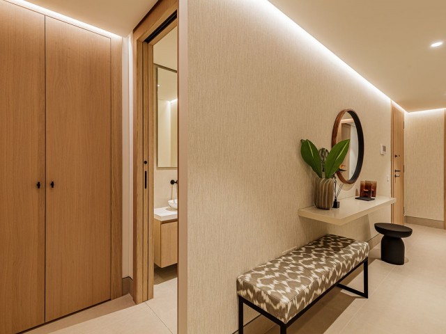 Apartamento con 4 Dormitorios  en Málaga Centro