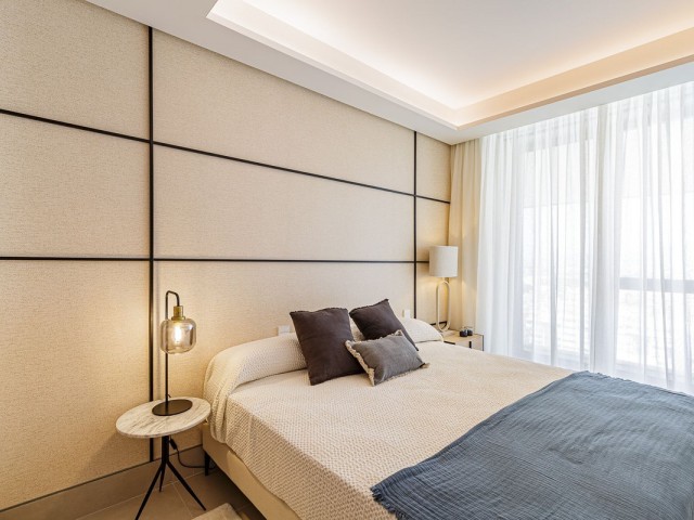 Apartamento con 4 Dormitorios  en Málaga Centro