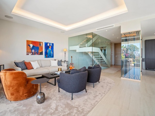 4 Schlafzimmer Villa in Nueva Andalucía